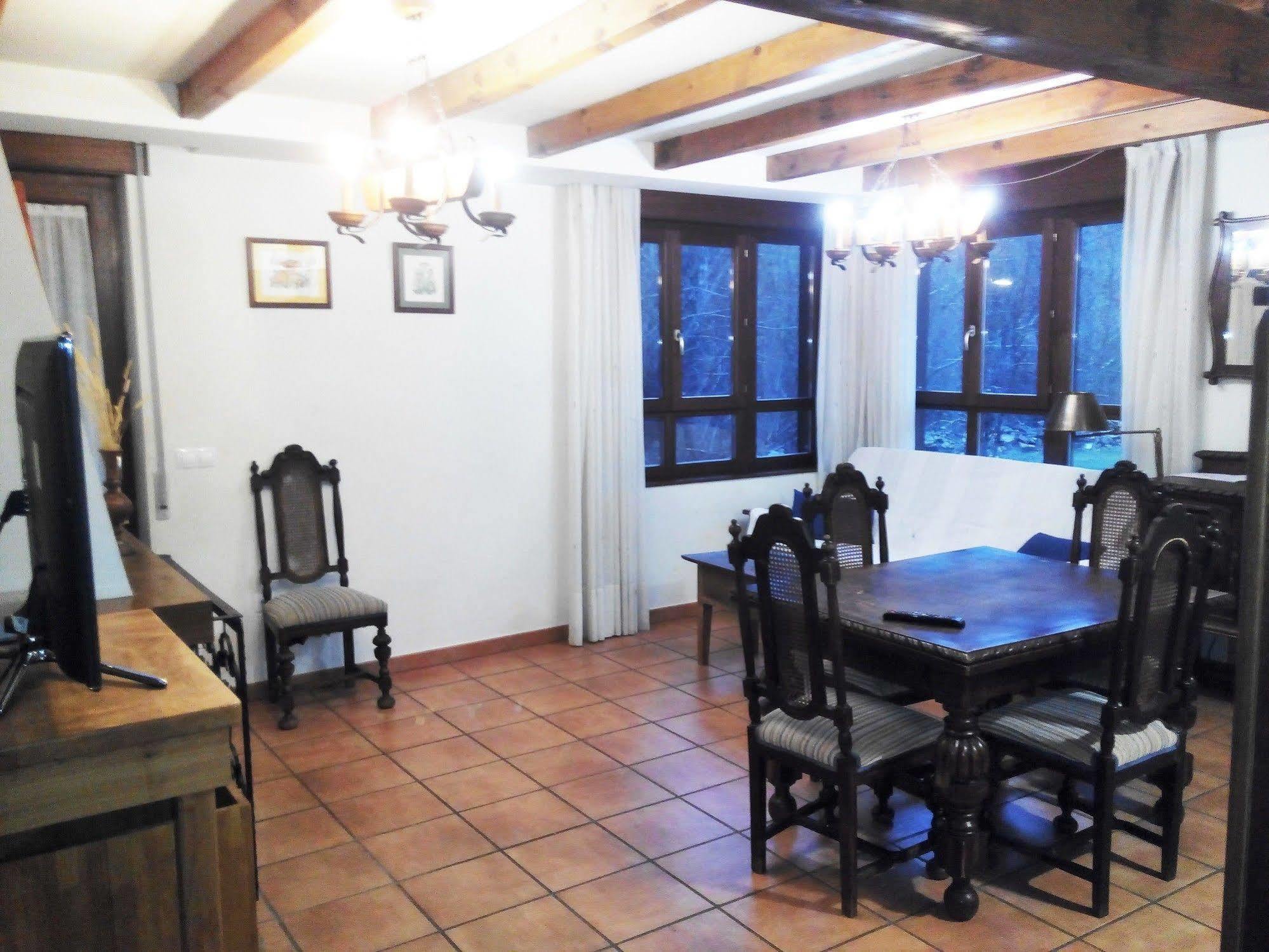 El Casar Del Puente Guest House Boca de Huergano Exterior photo